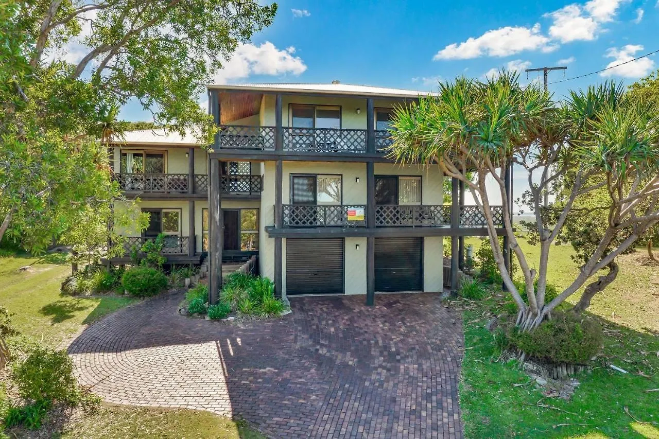41 Carlo Circle Rainbow Beach